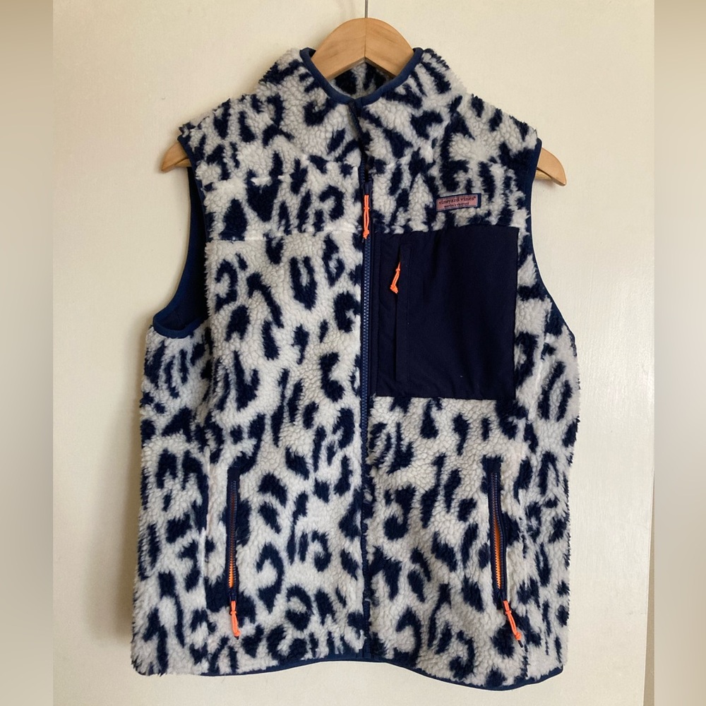 Vineyard Vines fleece vest